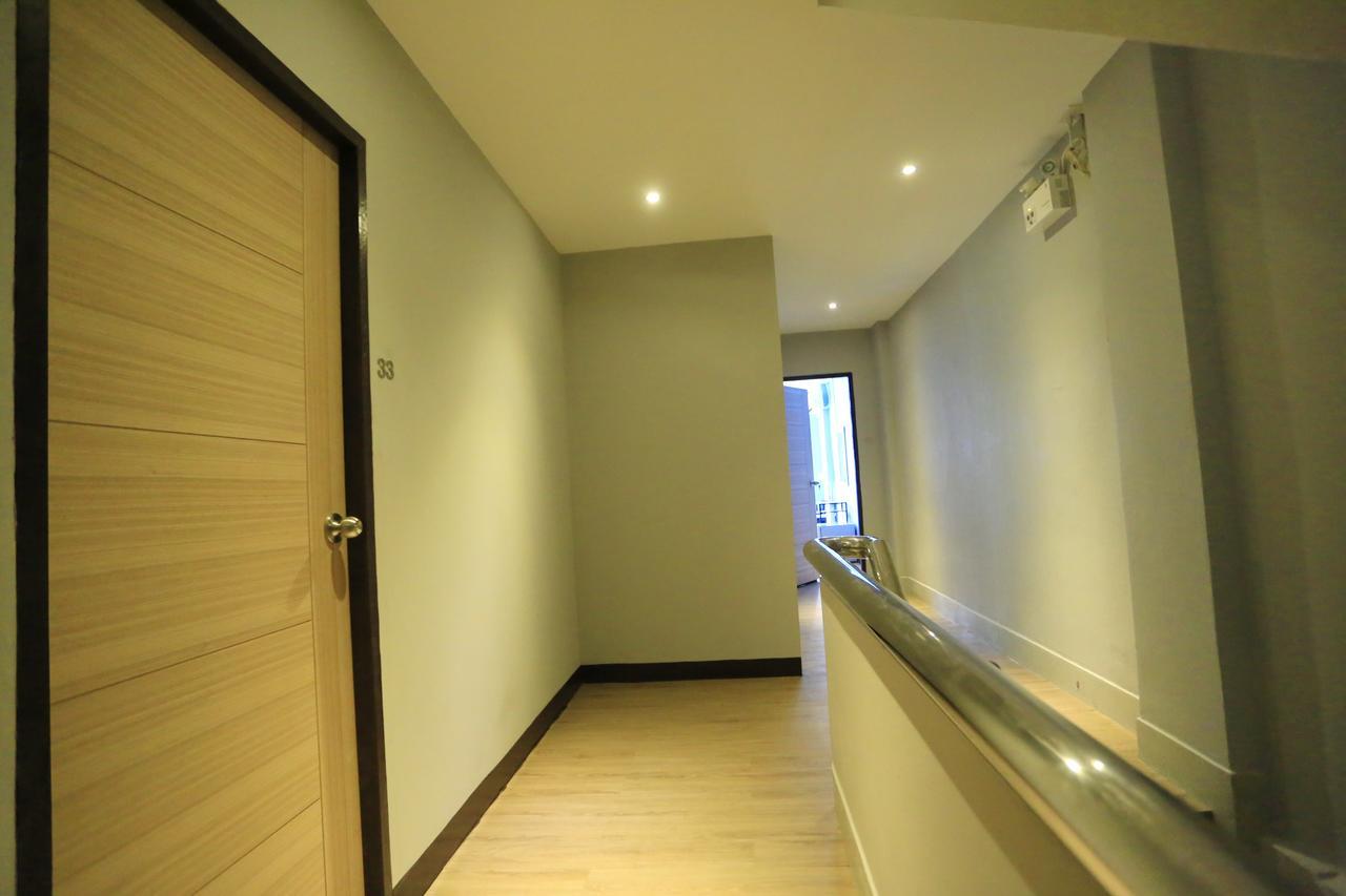 The Mix Bangkok - Silom Hotel Bagian luar foto