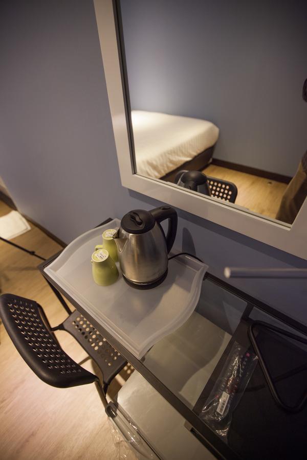 The Mix Bangkok - Silom Hotel Bagian luar foto