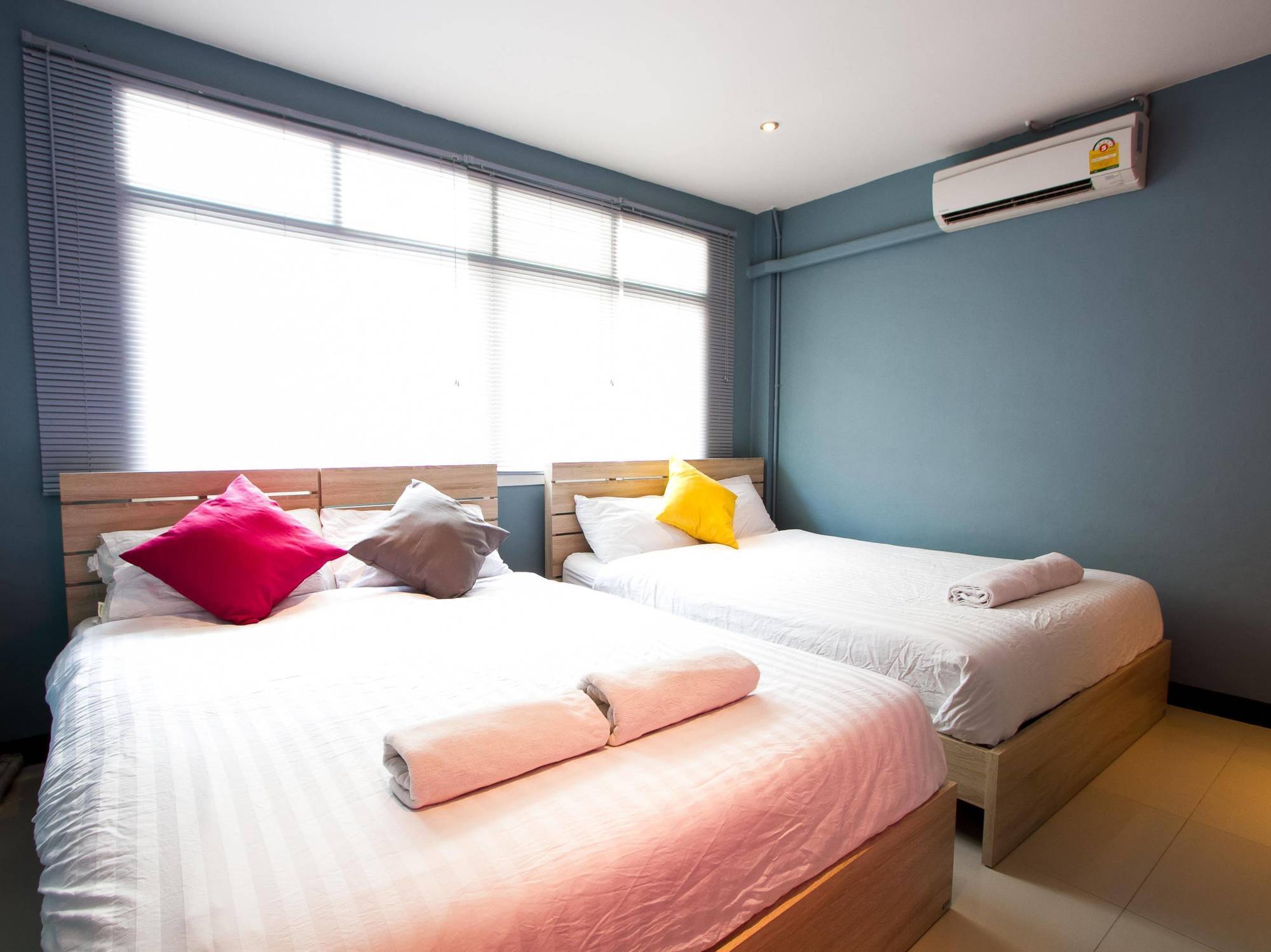 The Mix Bangkok - Silom Hotel Bagian luar foto