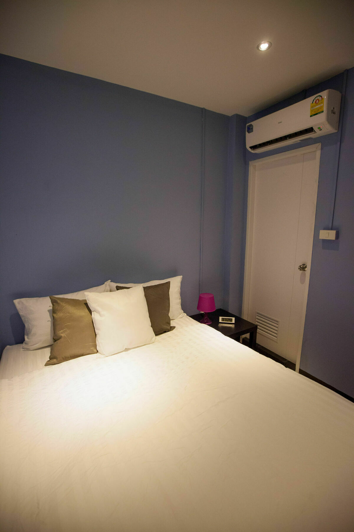 The Mix Bangkok - Silom Hotel Bagian luar foto